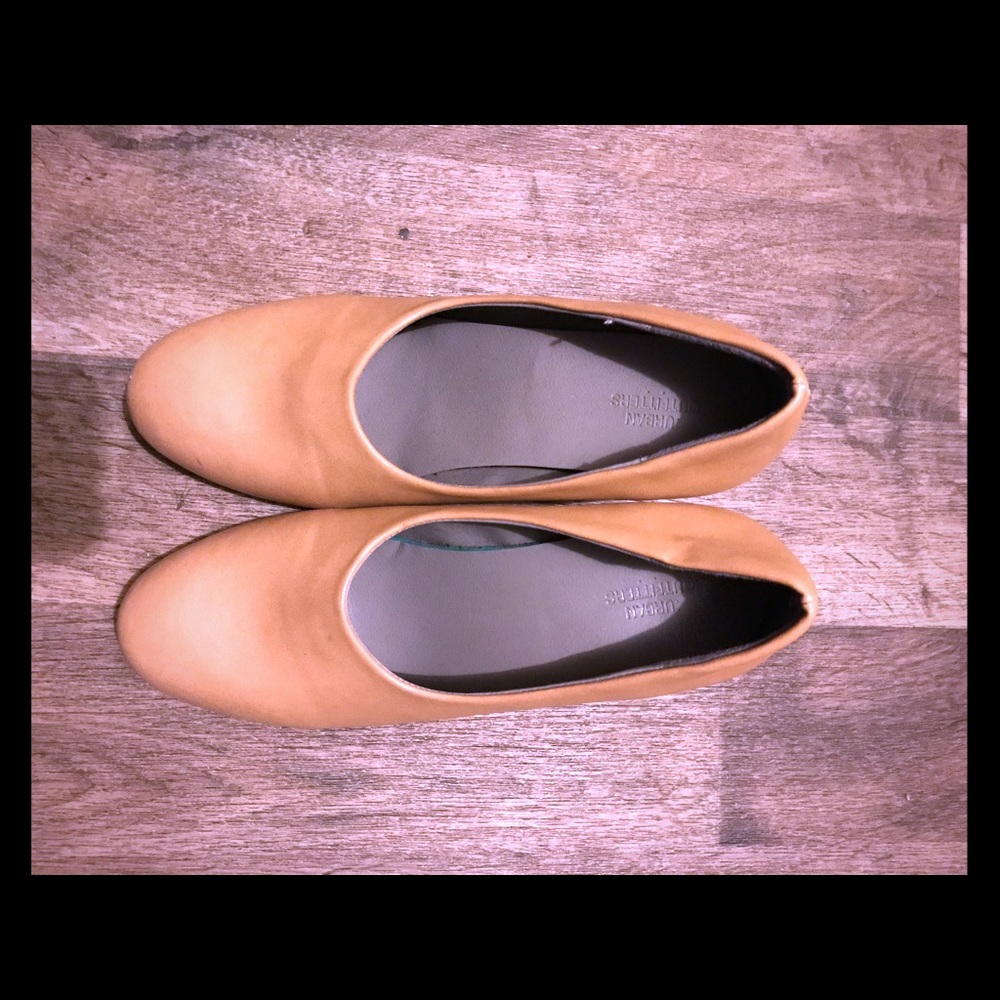 Urban outfitters round toe heels